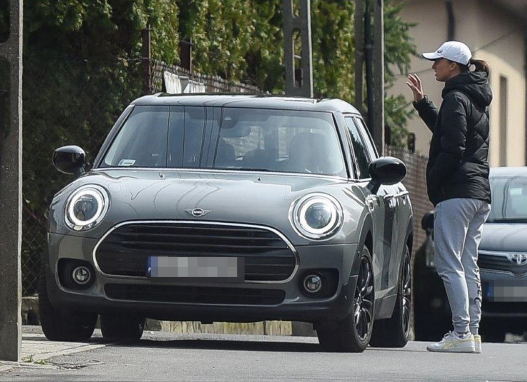 Iga Świątek wróciła do Polski! ZDJĘCIA PAPARAZZI
