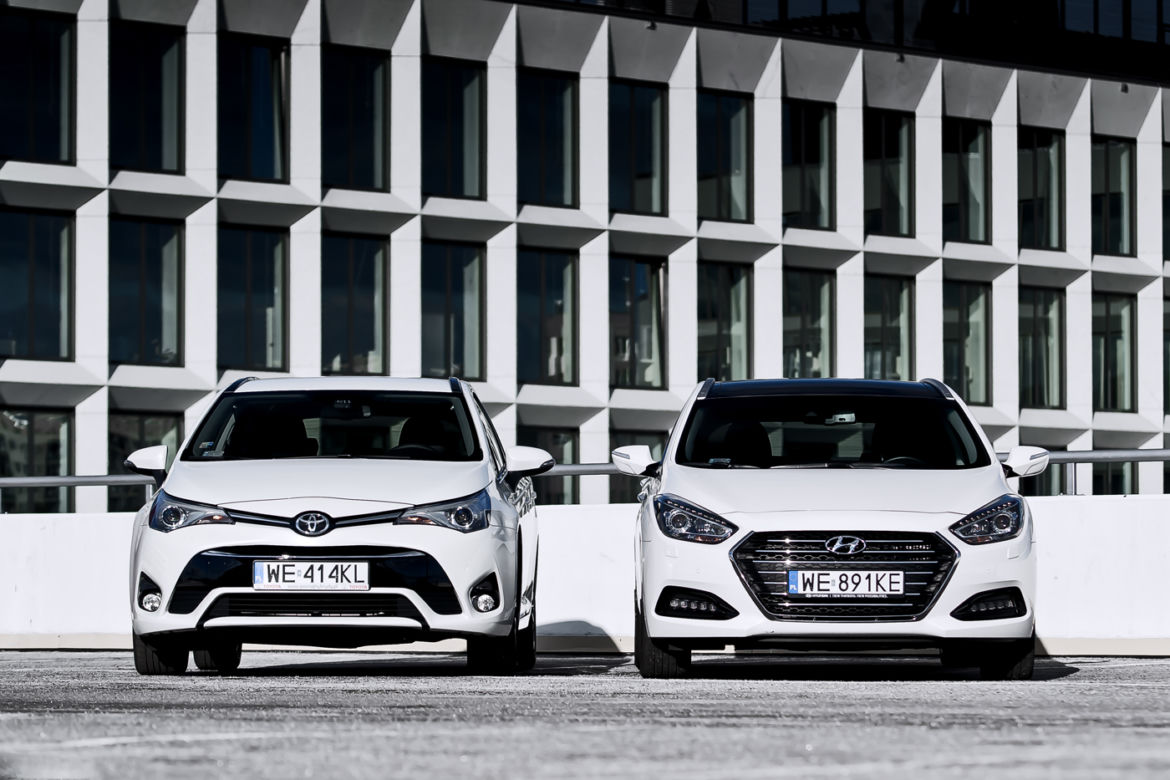 Hyundai i40 Wagon 1.7 CRDI  vs. Toyota Avensis Touring Sports 2.0 D-4D