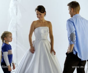 M jak miłość odc. 1048. Ala (Olga Frycz), Basia (Gabriela Raczyńska), Paweł (Rafał Mroczek)