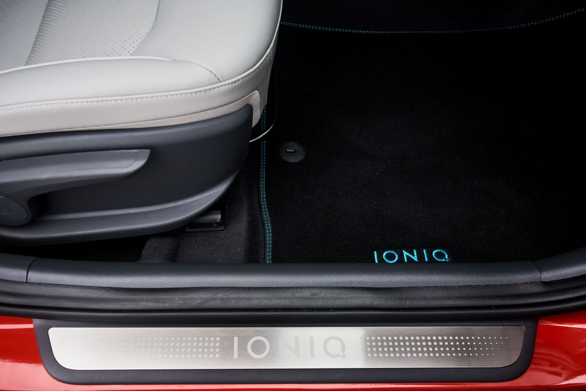 Hyundai IONIQ Plug-in Platinum