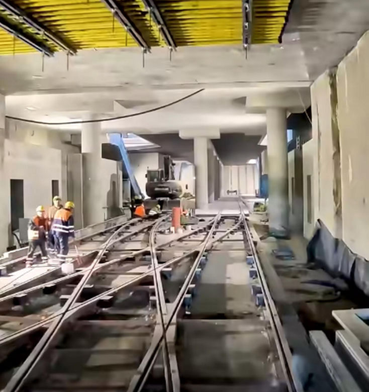 Tramwaje już jeżdżą pierwszym podziemnym tunelem tramwajowym w Warszawie