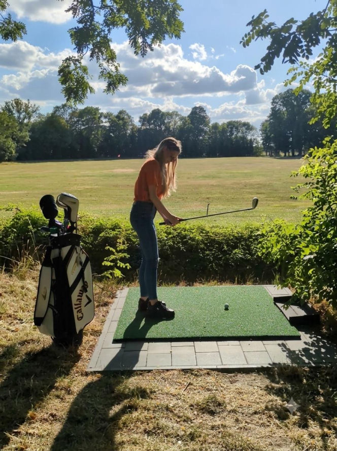Charytatywny turniej golfowy "Ani Mru Mru" w Wierzchowiskach