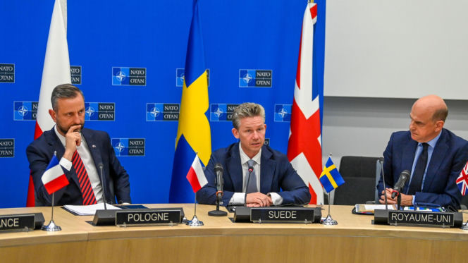 wicepremier - minister obrony narodowej Władysław Kosiniak-Kamysz wziął udział w spotkaniu ministrów obrony NATO w Brukseli
