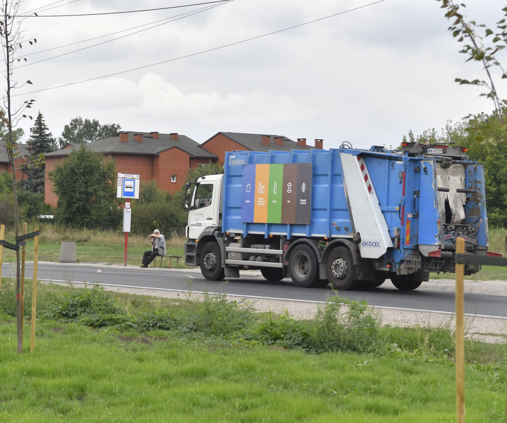 Warszawa odda mieszkańcom pieniądze za śmieci?! Może chodzić o fortunę