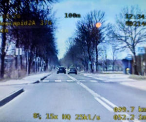 Kierowca BMW pędził ponad 160 km/h