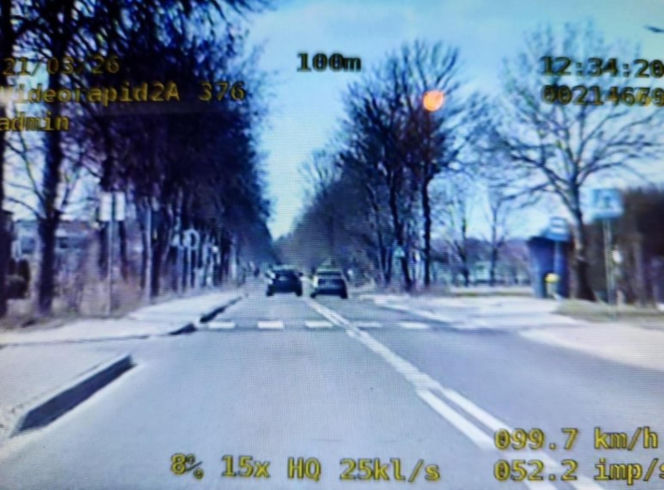 Kierowca BMW pędził ponad 160 km/h