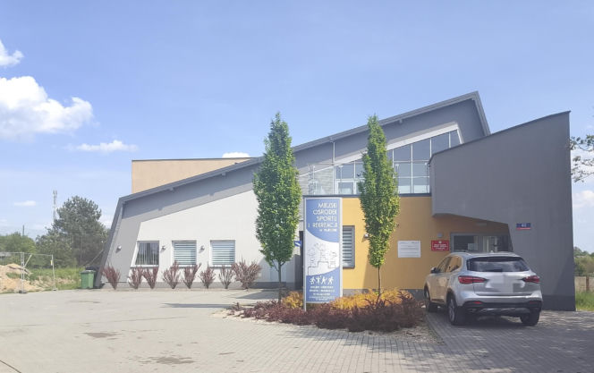 Jedno z najstarszych miast w Polsce leży w województwie łódzkim. Można w nim spotkać gigantycznego pająka!