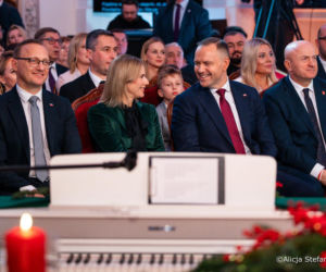 Karol i Marta Nawroccy na kolędowaniu