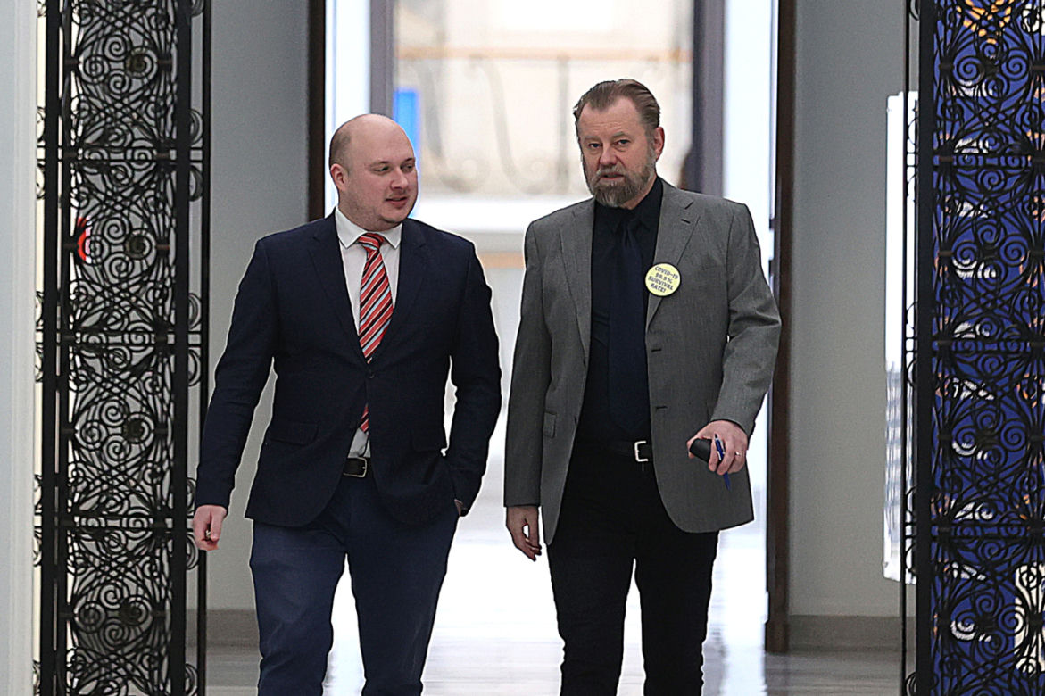 Nie noszą maseczki - niech zapłacą 2000 zł 