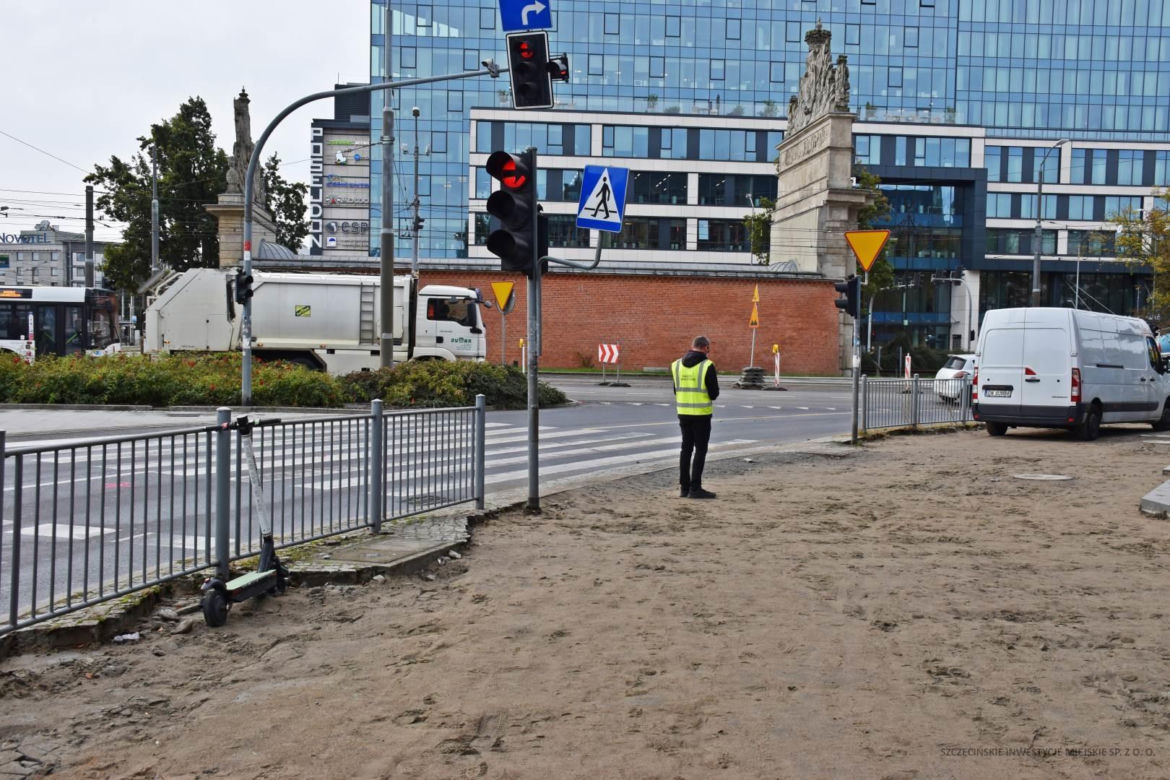Przebudowa placu Zwycięstwa