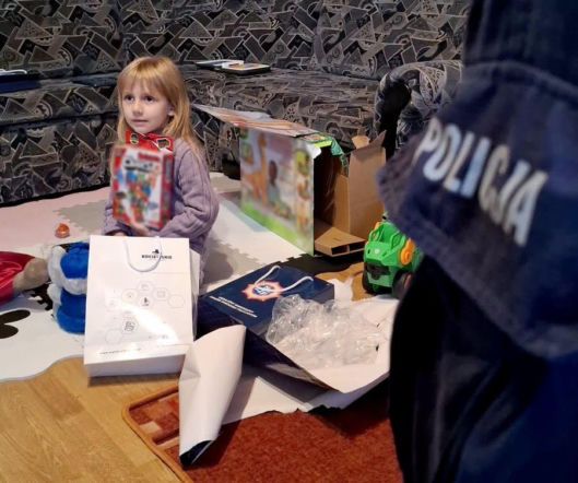 Miała tylko 5 lat, a zachowała się jak bohaterka. Sara ruszyła mamie na ratunek