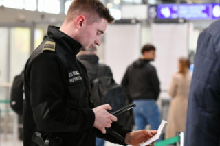 Znika stemplowanie paszportów na Katowice Airport. Będzie skanowanie twarzy