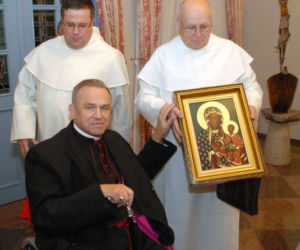 Uciekaliśmy przed Jankowskim do piwnicy