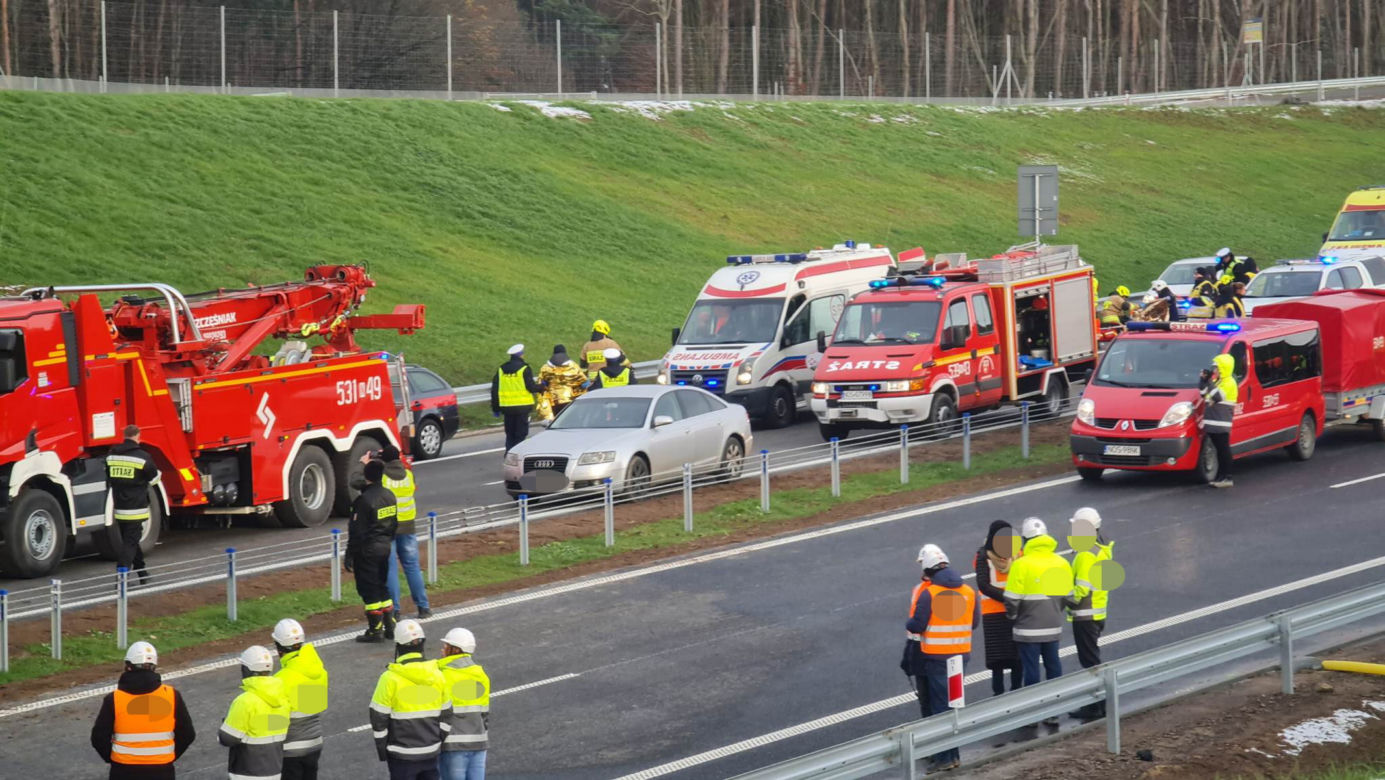 Potężny karambol na S5. Rozbity autobus, Potężna akcja strażaków