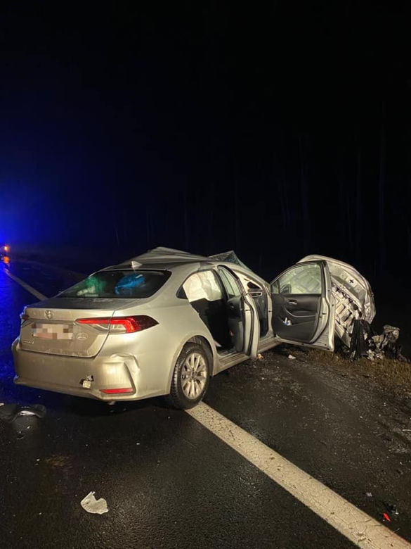Śmiertelny wypadek na S10 w Toruniu. Tir zmiażdżył samochód. Jedna osoba nie żyje