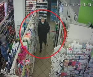 Wykorzystał moment nieuwagi i ukradł drogie perfumy! Szuka go policja z Grudziądza