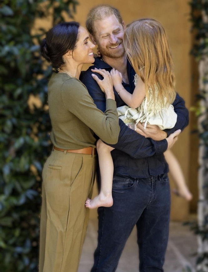 Dzieci Meghan i Harry'ego zabrane ze szkoły po dwóch dniach! Co teraz będzie?