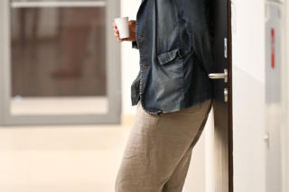 Rozwód Gąsiorowskiej i Żurawskiego w toku! Aktor czekał pod salą z kubkiem w ręku