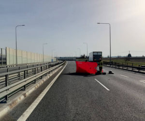 Tragiczny wypadek na S8. Nie żyje 26-letni motocyklista