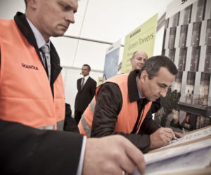 Green Towers, wmurowanie kamienia wegielnego i aktu erekcyjnego pod inwestycje, Skanska (7).JPG