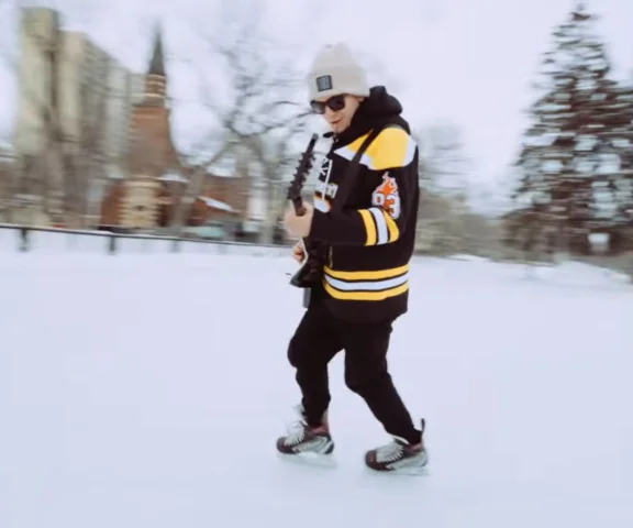 Teemu Mäntysaari na lodzie! Gitarzysta Megadeth rzucił wyzwanie Nuno Bettencourtowi