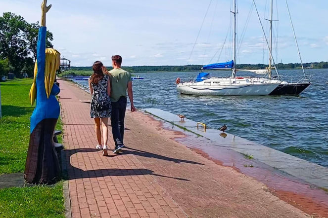Wakacyjny hit wraca na Zalew Szczeciński. Rozpoczęto sprzedaż biletów na rejsy  tramwajem wodnym