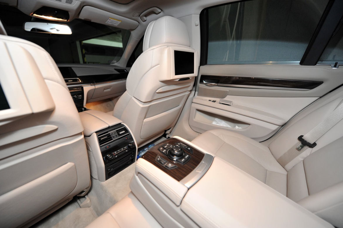 BMW serii 7 prezesa Amber Gold zlicytowane za 319 tys. zł