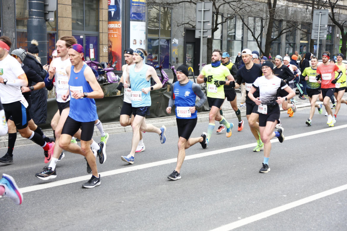Półmaraton Warszawski 2024 - ZDJĘCIA uczestników [część 1]