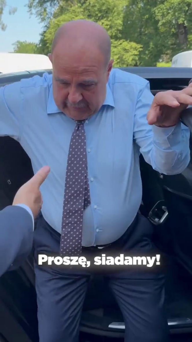 Artur Barciś chciał sprawdzić czy Tusk nosi perukę