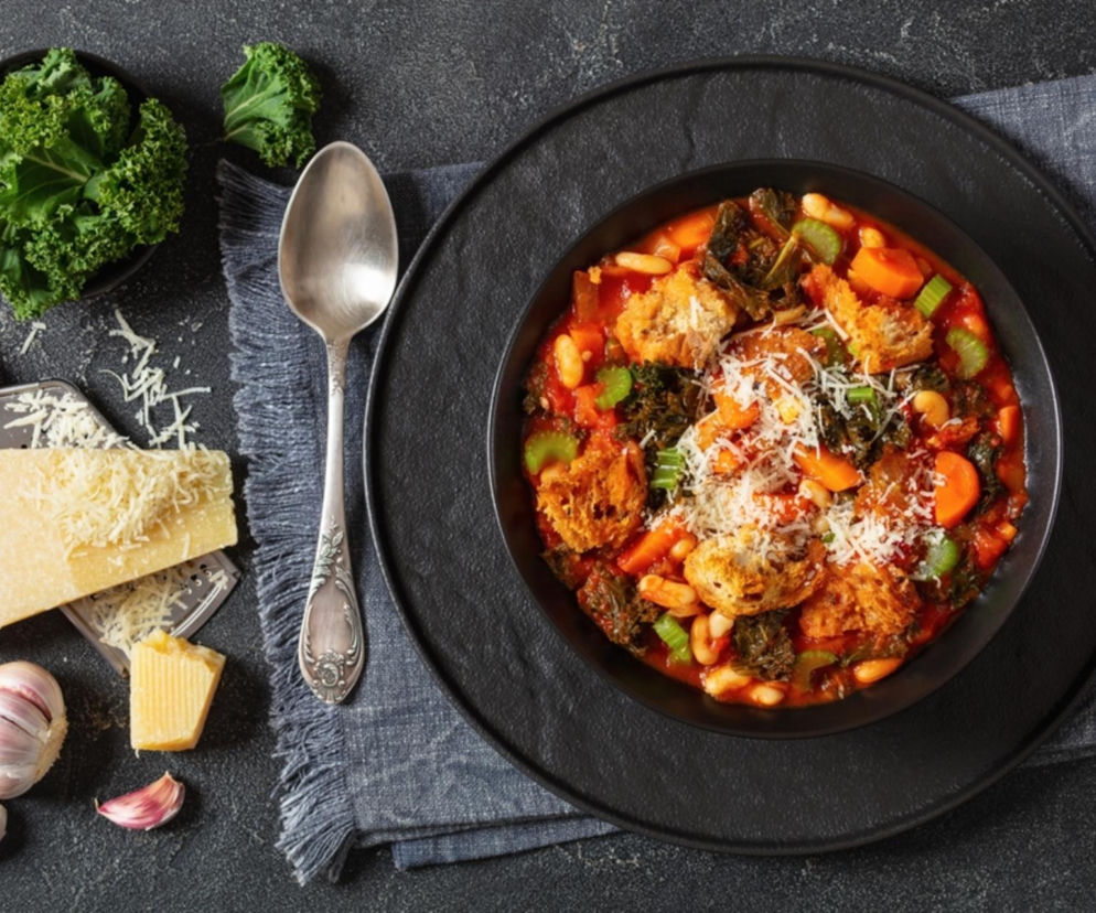 Zupa z czarnej fasoli