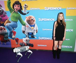 Premiera Supermocni