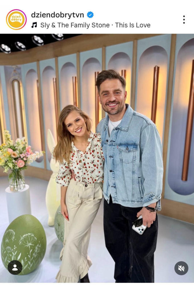 W takich spodniach przyszła do "DDTVN". Agnieszka Kaczorowska zachwyciła wiosenną stylizacją