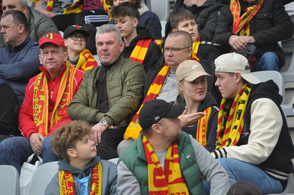Tak dopingowali kibice na meczu Korona Kielce - Radomiak Radom