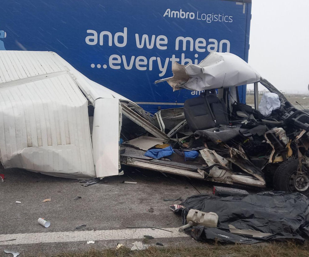 Tragiczny karambol na S8. Cztery osoby nie żyją