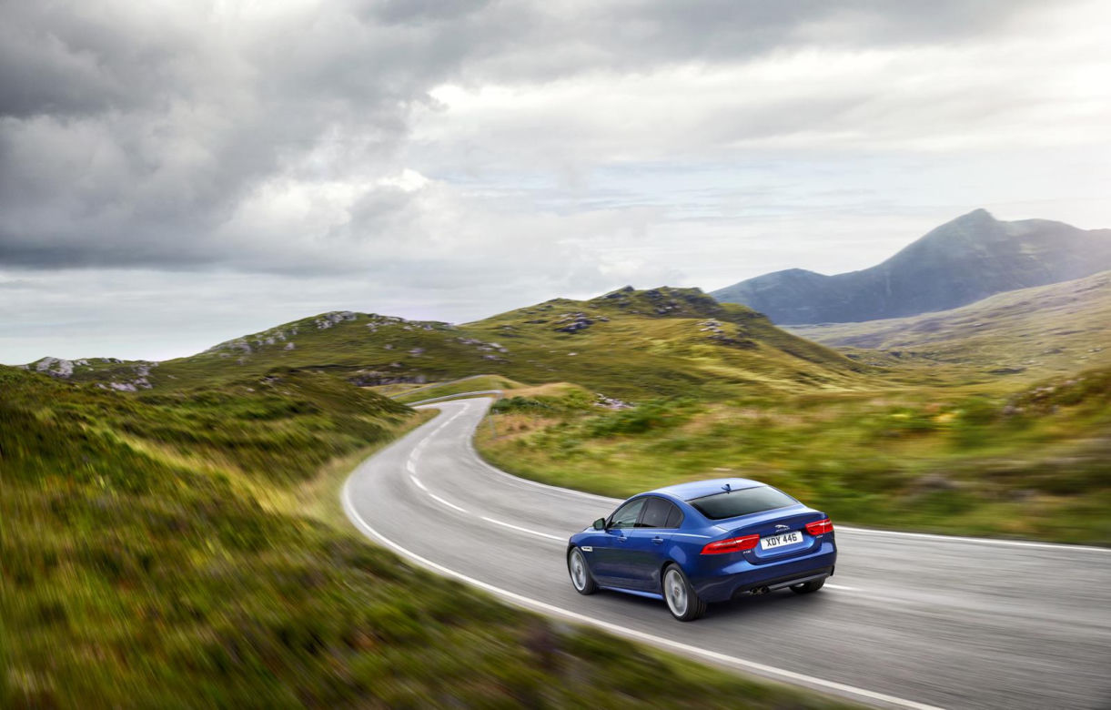 Jaguar XE 2015