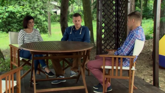 M jak miłość odc. 1167. Kinga (Katarzyna Cichopek), Piotrek (Marcin Mroczek), Paweł (Rafał Mroczek)