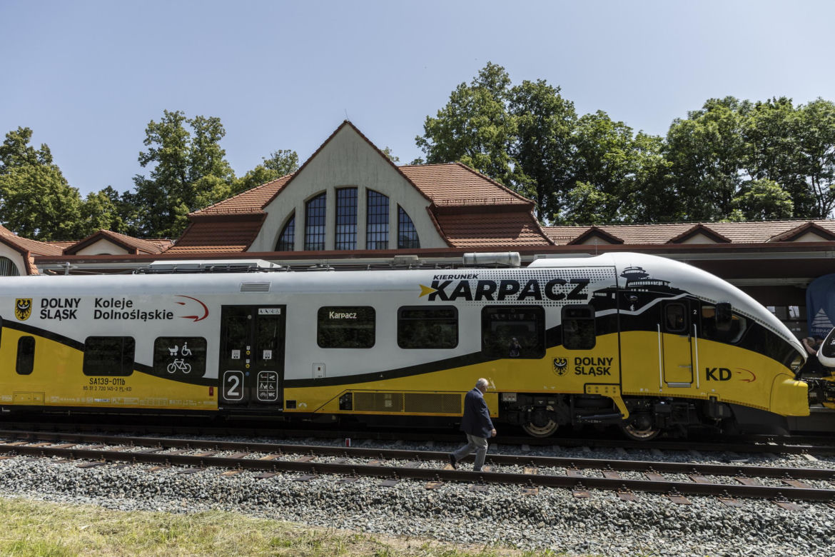 Po 25 latach kolej wraca do Karpacza