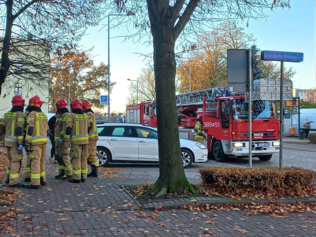 Zgłoszenie o pożarze na Dąbrowskiego w Lesznie. Pożaru nie było