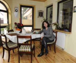Mieszkanie HALINY FRĄCKOWIAK 