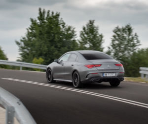 Mercedes-Benz CLA 220 4MATIC 7G-DCT
