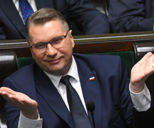 Sikroski bez hamulców do Macierewicza: Antek świrze!