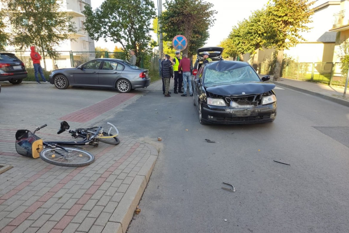 Był tak pijany, że nie zauważył rowerzysty! Poszkodowany trafił do szpitala [ZDJĘCIA]