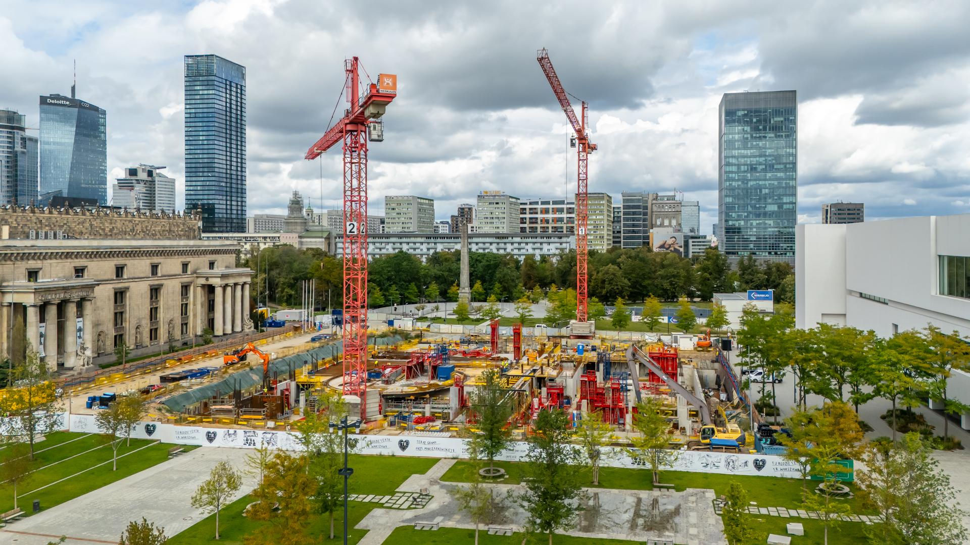 Budowa siedziby teatru TR Warszawa na Placu Defilad