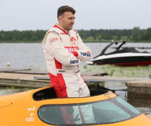 Bartłomiej Marszałek modli się o zdrowie córki Malwinki