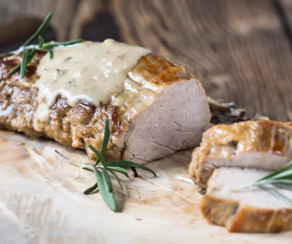 Schab w mleku po toskańsku (Arista al latte). Włosi robią go inaczej niż my – i wychodzi obłędnie miękki