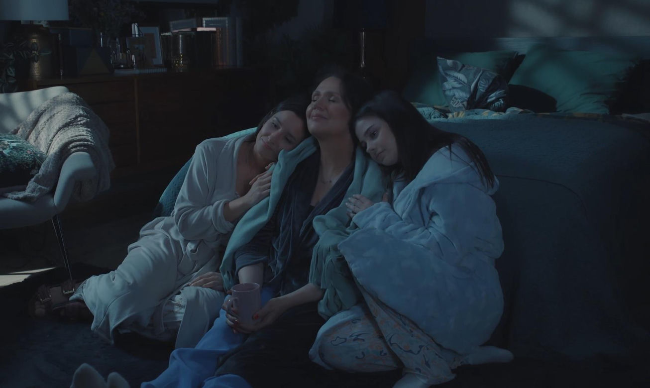 M jak miłość. Agnes (Amanda Mincewicz), Basia (Karina Woźniak), Marysia (Małgorzata Pieńkowska)