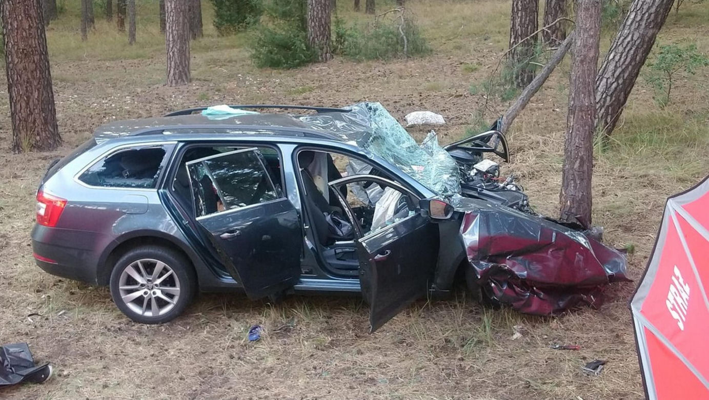 Tragiczny wypadek w Emilianowie. Zginęła czteroosobowa rodzina. Sprawcą był Tomasz L.  może być tak