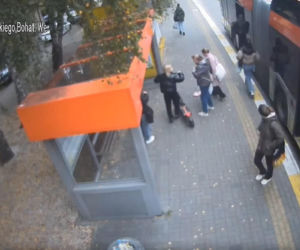 Jechały hulajnogą, potrąciły pieszą i uciekły! Ujawniono nowe informacje 