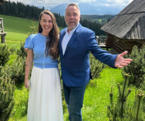 Nietypowa komunia córki Łukasza Nowickiego. Był nawet dmuchaniec z gigantyczną zjeżdżalnią