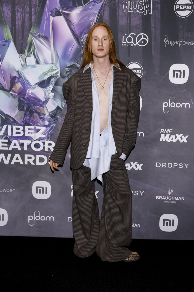 Dominik Więcek stylizuje gwiazdy. To on ubierze Szemplińską na Eurowizję. Kim jest?